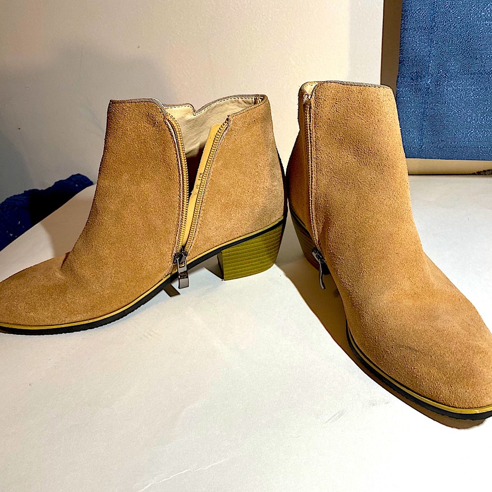 Tan Felt Women’s Shoes